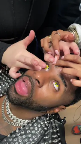 The fact that people touch their eyes every day 💀 #SpicyMargarita 