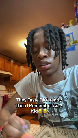 these krabby patties SUCK NOW😂😂😭💯 #mukbang #spongebob #asmr #funny #candy #krabbypatty #officialshaq #fyp #fypシ 