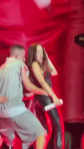 no toque mi naik cantado y bailado por naiki, en directo, es otro rollo🌸 #concierto #nickinicole #trapargentino #argentina #alma  @naiki 