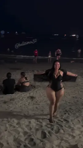 Salinas ,Playas 🫦🔥👙#parati #Playa #trajedebaño #salinas #ecuador #virals #videos #viralreelsfb #viralreelschallenge #viralinstagram #viralsong #reelsvideoシ #reelsviralシ #reelsviralfb #reelsfyp #guayas #amoloquehago #amorpropio #mujeres #vidasana #vida