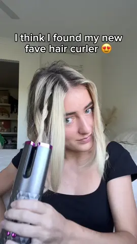 this will be your new fave hair curler ✨ #curlr #curlrofficial #rechargablehaircurler #portablehaircurler #hairtok @Emma Gourlay 