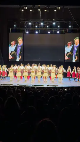 Veliko finale u MTS Dvorani ❤️🔥 #ansamblkolo #narodnaigra #narodnapesma #folklor #kolo #srbija #serbiantiktok #folklore #tradicija 