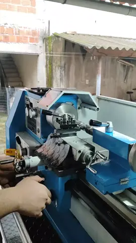 Usinando eixo - mini torno #mundodamecanicaindustrial #qualidade #precisao #manutenção #mecanica #usinagem 