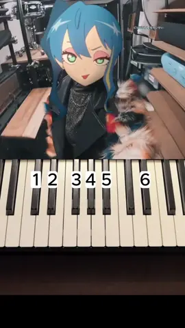めっちゃカッコいい曲です！最高に乗れます！#ビビデバ#星街すいせい #ピアノ初心者 