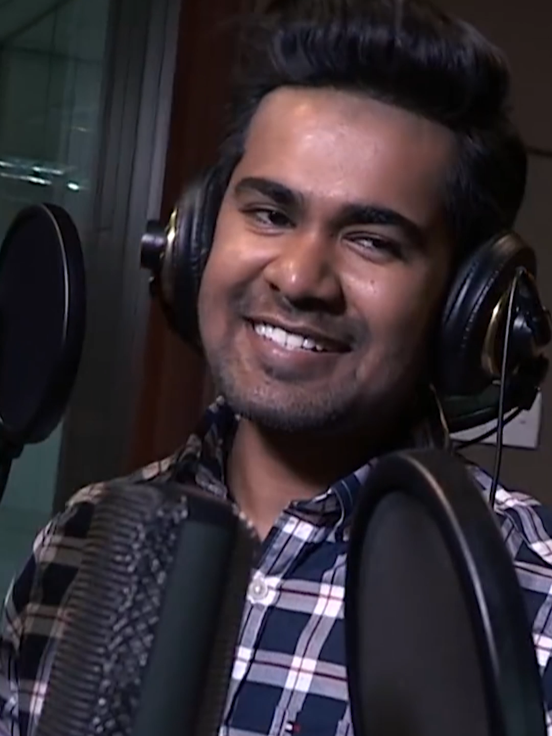 කදුලු වැටුනට හිතන්නෑ මං අඩන්නෑ මැණික 🥺💞 #etunes #obatalanveee #raweenkanishka #fmderana #tvderana #nuwandikasenarathna #fyp #viral #trending