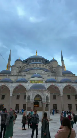 Blue Mosque in Turkey 🇹🇷 #istanbul #turkey #bluemosqueistanbul #bluemosque #Ramadan #istanbulturkey #Ramadan2024 