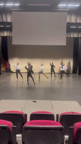 Another fun adults beginners class! We look forward to seeing you in this week’s adults class for an exciting new routine. Song: Green Tea - Sharry Mann (feat. Raj Ranjodh & Nick Dhammu)  #justbhangra #bhangra #dance #bhangraclass #punjabi #bhangradance #dancing #learnbhangra #danceclass #adultsbhangra #kidsbhangra #beginnersbhangra #advancedbhangra #music #bhangralove #punjab #fyp #foryoupage #foryou 