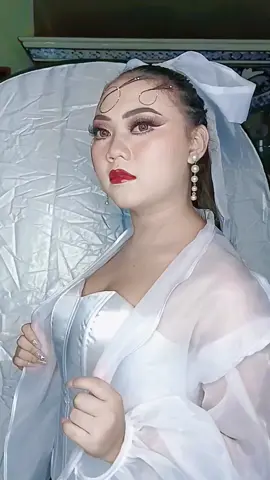 Sorry Ye Gada Bulu Ketek Nyoo😂🤭#makeup #fypシ゚viral #soundviral #dewikwanin #pengikut #pelitfyp #jj #model 