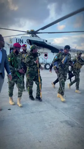 Daljir Dalxoreeye #xasansheikh #xaradheere #ceeldheer #somalia #somalitiktok #duet #fyp #khalit_abdull #2024 #nabad #villasomalia #1m 