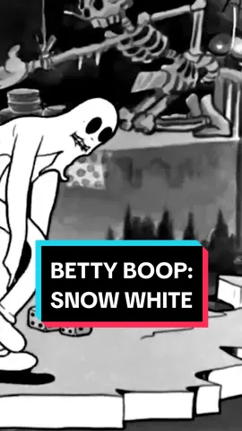 BETTY BOOP: SNOW WHITE (1933) En el cortometraje más conocido del personaje de Betty Boop, vemos este momento algo siniestro y genial a la vez donde Koko el payaso se convierte en el cantante de jazz Cab Calloway, que interpreta el tema 'St. James Infirmary Blues'. La rotoscopia para captar sus movimientos exactos y la creatividad de Fleischer Studios, una división de Paramount Pictures, hicieron el resto. La secuencia fue animada íntegramente por un solo hombre, Roland Crandall. Tardó 6 meses. Es una maravilla, ¿no creéis? #bettyboop #snowwhite #blancanieves #jazz #cabcalloway #stjamesinfirmaryblues #animacion #paramountpictures #rotoscopia 