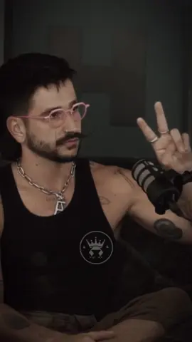 Siguenos para mas 👁️  • • • • #reflexion #consejo #camilo #juanjo_lirycs #amigos #amistad #estadosparawhatsapp #escuchaesto 