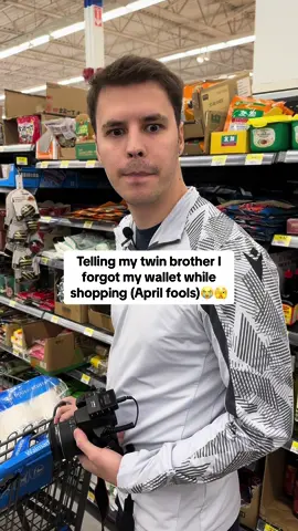 “I cant pay for it”😭 #viral #trending #funny #viral #reaction #AprilFools 