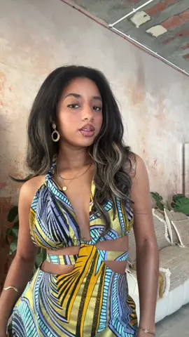 It’s getting warmer ✨ @River & Mara 