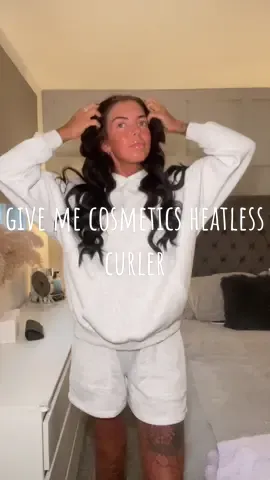curls 4 days #givemecosmetics #heatlesscurler #healthyhair #longhair 