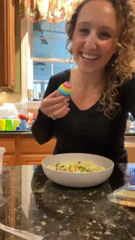 Who esle is eating hard boiled eggs all week! 🤪 what are you making with yours?!