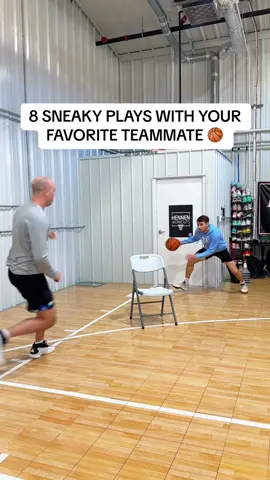 Sneaky plays to try with your favorite teammates 🫡🏀 #basketball #basketballtraining #basketballdrills 