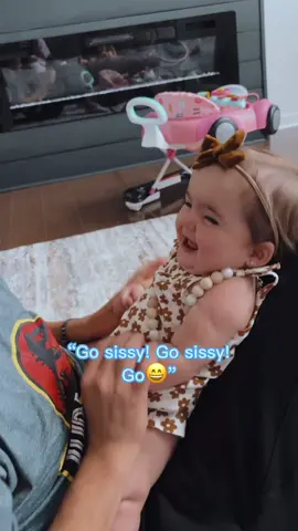 She loves her dada but she’s definitely a mamas girl💗 #babyfever#babies#baby#MomsofTikTok#dadsoftiktok#cutebaby#parenthood#family 