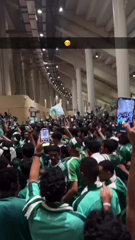 حبو الاهلي حبو زاد …😂😂😂🤌🏻💚.#الاهلي #الاتحاد #fyp 