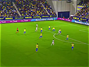 رودريغو يعشق جهة اليسار من تفضل فيني _رودريغو بهاي جهة #تيم_أيكونز#دارفن⚜️ #ريال_مدريد #فينيسيوس # #fyp #foryou #رودريغو💎 
