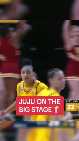 Buckets on buckets from the freshman star 🤩  #wbb #espnmarchmadness #usc #jujuwatkins #collegebasketball 