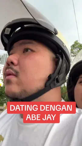 Dating dengan Abe Jay semalam 🥹 Harini nak vroom vroom pergi Bazaar mana pulak gais? 😁 And siapa geng naik motor pergi Bazaar Ramadhan jugak? 🤣🛵 #fyp 