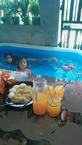swimming sa bahay,banas sobra 
