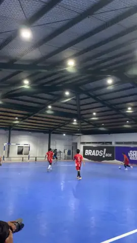 Have fun futsal bersama team Tiger Roar FC di lapangan SAKA FUTSAL CAMP terimakasih atas undangan dan silahturahmi nya🤟....#fyp #fypシ #kiperfutsal #futsalindonesia #vidiovlog #proses #iball #doaibu #jangansombong 