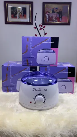 หม้อแว็กซ์ Pro-wax 100  ขนาดเล็กกระทัดรัดสีสวยสดใส   ขนาดหม้อชั้นใน เส้นผ่าศูนย์กลาง 10.5 cm. ลึก 6.5 cm  #หม้อแว๊กซ์ #หม้ออุ่นแว๊กซ์ #แว็กซ์น้ําผึ้ง #แว็กซ์กําจัดขน #แว็กขนรักแร้ #แว็กซ์หนวดเครา #แว็กซ์ร้อน 