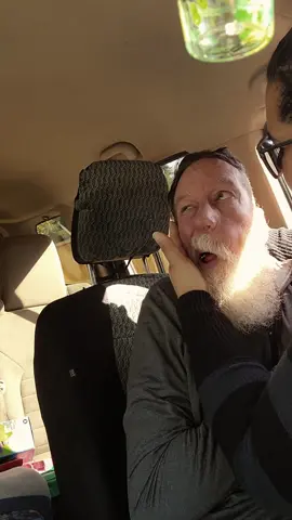 The old man suddenly seizure strong painful in car so dangerous 🥹😰 #seizure #epileptic #fyp #emotional #heartbreak #dangerous #seizureawareness #health #myoclonicseizure #seizurealert #painful #poorman 