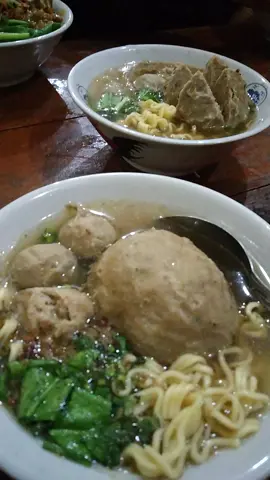 Bakso favorit Petanahan #storywa #storywamu #bakso #mieayam #kulineran #fyp #kebumen 