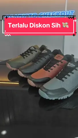 Masa kelewatan lagi sih? 🤪 #rekomendasi #sepatu #Outdoors #shoes #foryou #lewatberanda #masukberanda 