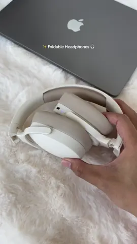 Lightweight, foldable, fully covers the ears and is soft, this headphones is really great#headphones #wirelessheadphones #noisecancelling #TiktokMadeMeBuyIt #fyp #summersale #spotlight 