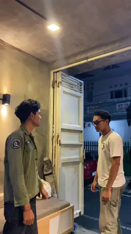 ada ga temen kerja kalian yang suka banget minta tuker jadwal shift??🤔 #baristalife #fyp #tjakapmalang #malang 