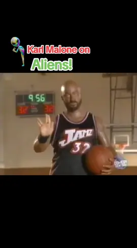 Karl Malone talks about aliens #jimmykimmel #karlmalone #ufo #aliens #NBA 