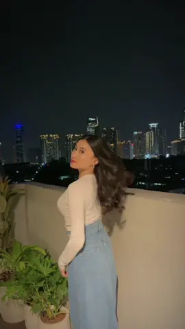 Gapunya banyak temen jd bikin sendiri aja hahaha👍🏻