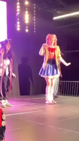 Natsuki - doki doki litterature club  #natsuki #natsukicosplay #natsukiddlc #ddlc #ddlccosplay #dokidokiliteratureclub #dokidokiliteratureclubcosplay #japanmangawave  #justdance #cosplayjustdance 