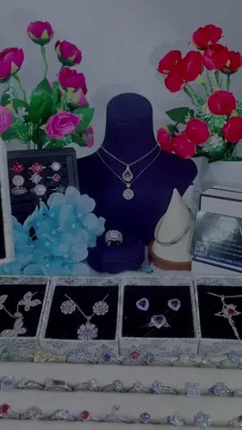 #realmoissanitediamonds 