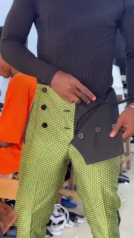 #clotheshaul #ssekahamug @Jjingo Goza #mr waswa#ssekahamug 