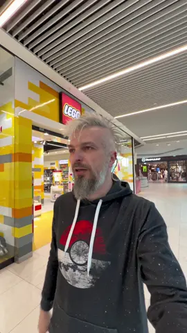 Tak było!! Mozna bylo zgarnac pisklaka z klockow przed wielkanoca! Ciekawi kiedy kolejna akcja? Teraz juz wiecie gdzie ich szukac 😎 #dailyvlog #lego #talbylo #mayster #poland #dlaciebie 