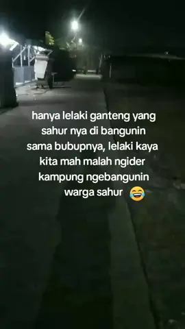 hanya lelaki ganteng yang di bangunin bubupnya 