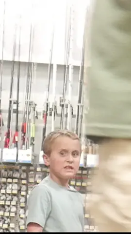 😂😂😂 #pranks #fyppppppppppppppppppppppp #fypシ #fartspray #comedy #prankvideo #fartsarefunny #fart 