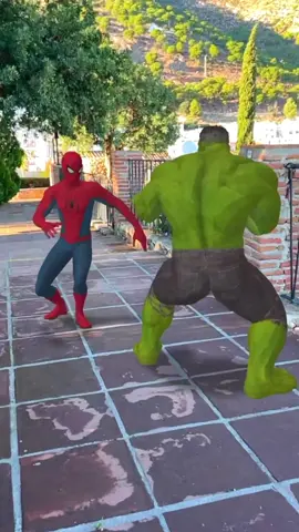 Headlock Showdown!  Spider-Man vs Hulk #shorts #hulksmash #spiderman 