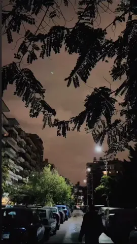 و ماليَ غيرُ بابِ اللهِ بابٌ و لا مولى سواهُ ولا حبيبُ 🤎🌿.  #ابتهالات  #النقشبندي 