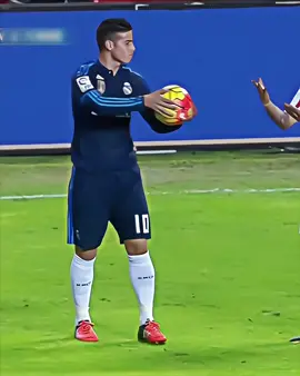 Rare Moments in Football 