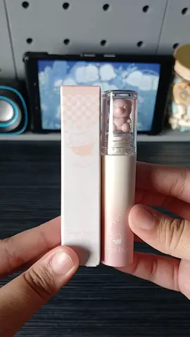 gege bear lip glaze code 04 💖 #lipglaze #gegebear #gegebearlipglaze #gegebearcosmetics #cutelipglaze #lippie 