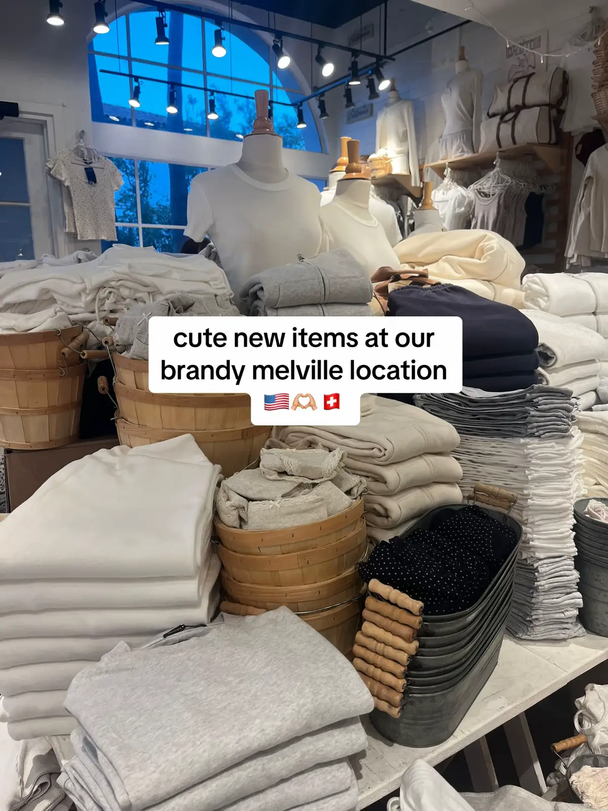 Lots of cutie sundresses 🌞🌬️💐🦋 #brandymelville #brandymelvillehaul #brandygirl #brandy #brandyoutfits #brandyworker 