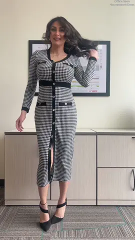 This Houndstooth Dress from @SHEIN is just 😘 #whatiworetowork #workfitcheck #officesirenaesthetic #officesirenstyle #workwear #bizwear #businesscasual #financegirly #workwearinspo #houndstoothdress  @PoshandPerturbed | Ami 
