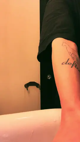 Foo Fighters - Learn to Fly (1999) howard stern version rough home recording version #fyp #fypシ #acousticcovers #foofighters #davegrohl #learntofly 