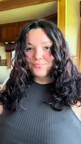 2/30 day of hairstyles 🎀🫶🏻 THIS ONE IS ALSO FOR MY CURLY HAIR GIRLIES😊 All Foxybae hair products use my code: “Jaklyn23” 🥰 - smooth sailing anti frizz finishing cream + biotin  -hold up strong hold hairspray  @FoxyBae Hair  . . . . . . . . . . . . . . . #hairtok #fypシ #trend #goals #beautyinfluencer #foxybaehair #foxybaecurls #foxybaepartner #hairtutorials #foxybae #curlyhairtutorial #hairstyles #smallinfluencer #trend #curlygirl #curlyhair #beautycontentcreator #microinfluencer 