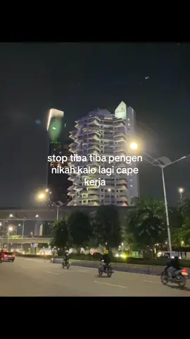 aga laen emang🥲 #fypage #lyrics 